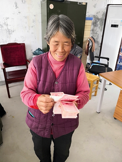 春认一棵树 秋收一份福 山东j9官网集团果树采摘权认领活动圆满结束